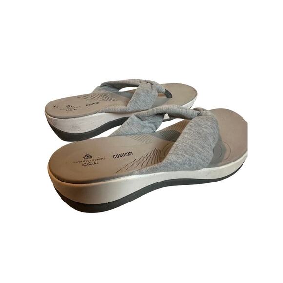 Clarks Size 6 Gray Arla Kaylie Comfort Flip Flop Sandals Beach Walking Vacation - Picture 5 of 12